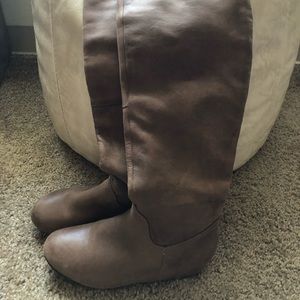 Aldo Knee Boot, Sz 6